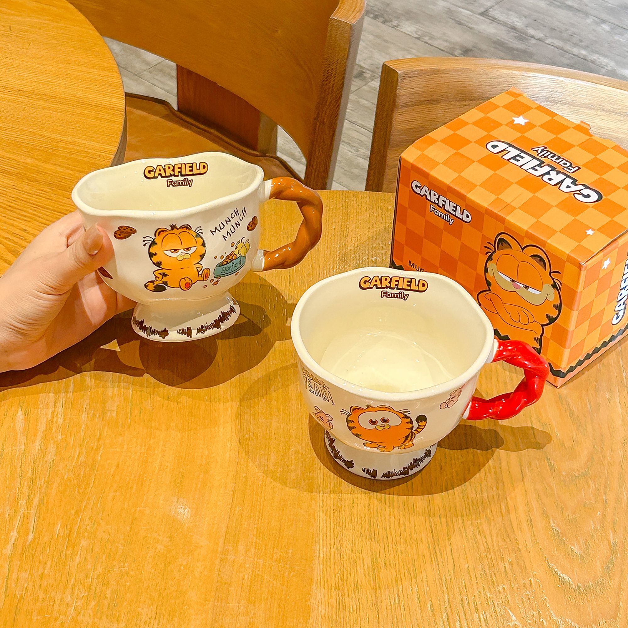 Garfield cartoon cute ceramic  - مراجعة Anime Merchandise Mugs وسعره