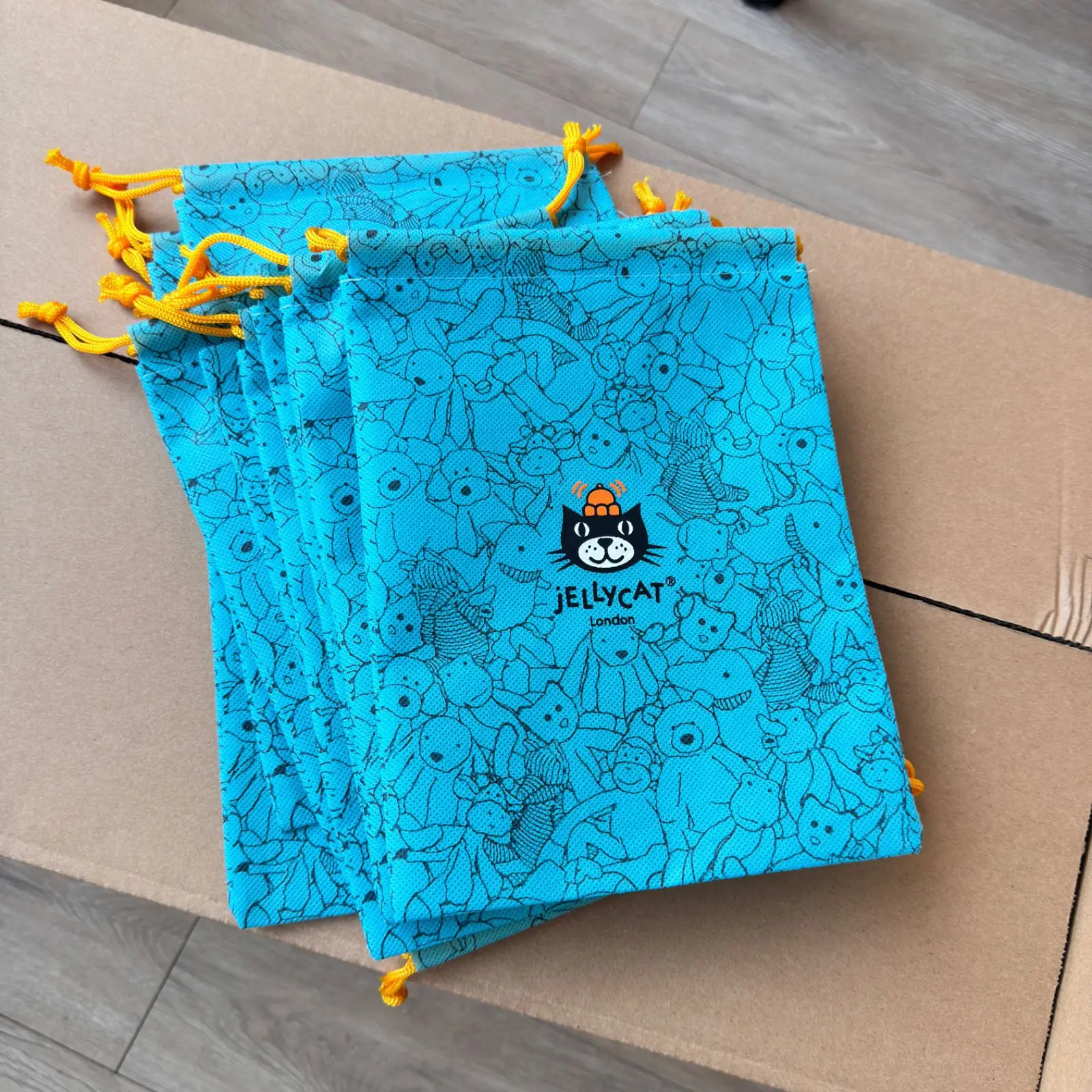Blue Kawaii Non woven Fabric D - مراجعة Anime Tote Bag وسعره